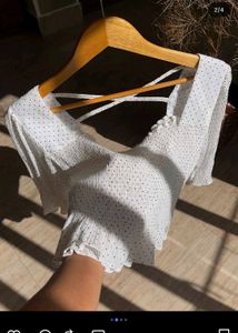 polka dot top<3