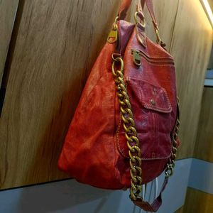Chic Red Leather Shoulder Bag with Gold Chain💥