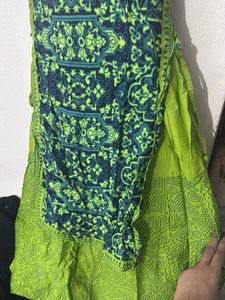 Stylish Green &amp; Blue Printed Kurta Set