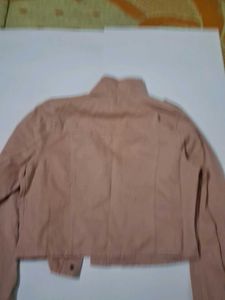 Lightweight Cropped Utility Jacket