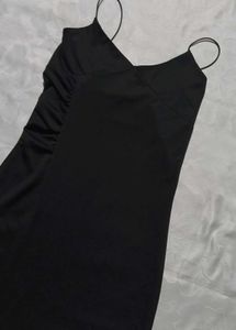 Sleek Black Spaghetti Strap Midi Dress