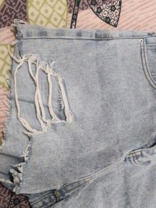 Stunning Urbanic Shorts - M size