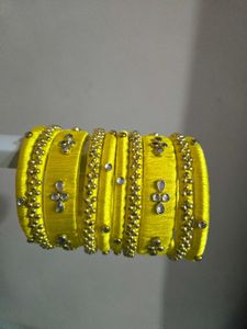 😍Vibrant Yellow Silk Thread Bangles