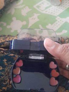 3layered NEW makeup Kit