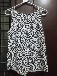 Black and White Top