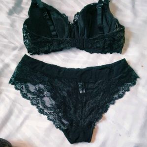 Very Beautiful @sexy Bra With Penty