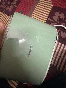 Phillips Pop Up Toaster Slight Body Damage Unused