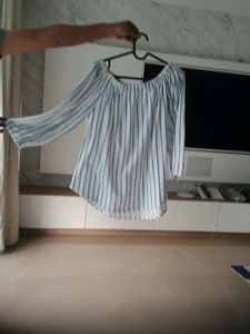 Chic Off-the-Shoulder Striped Blouse