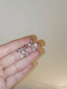 Cute Bow Pearl &amp; Crystal Earrings