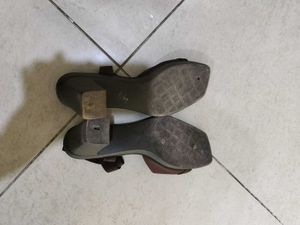 Elegant Brown Heeled Sandals