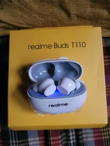 Realme Buds T110 Earbuds