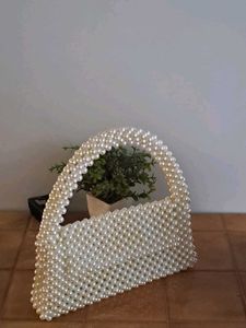 Elegant Pearl Beaded Clutch Bag