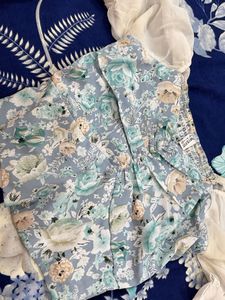 Stylish Blue Floral Print Top