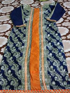 Beautiful and elegant straight partywear shawl woo
