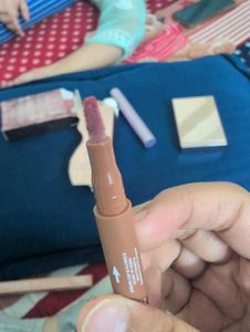 huda beauty lip contour -soft nude