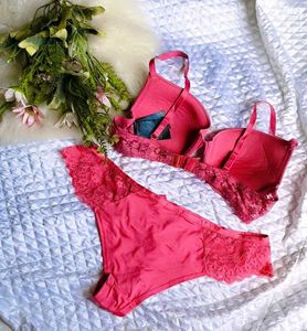 Pink Lace Bra and Panty Set👍