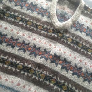 Vintage Patterned V-Neck Knit Sweater