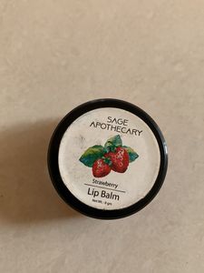 4 Makeup Items For Just rs.135