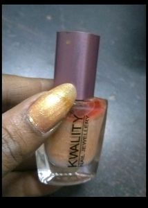 Kwality Shimmer Nail Paints