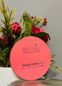Biotique Natural Makeup Compact - Sand