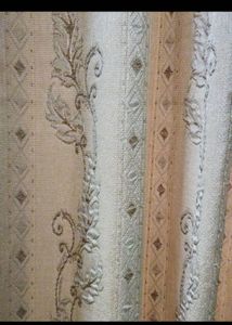 Elegant Home Decor 3 curtains 9.5 feet