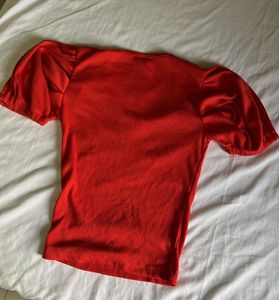 SSS- Red Ribbed Puff Sleeve Top