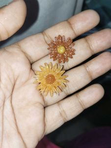 Floral Daisy Stud Earrings