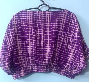PLUSS Printed Wrap Short Top