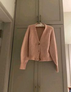 Uniqlo Cute Peach Cardigan Sweater