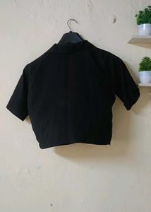 black crop shirt