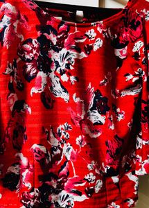 Chic Red Floral Print Bell Sleeve Top