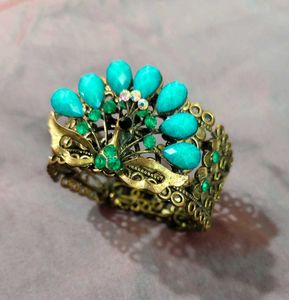 Peacock Statement Cuff Bracelet🦚