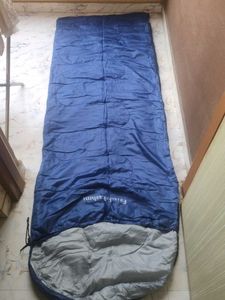 Blue Sleeping Bag with proper working chain