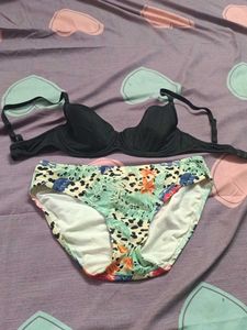 Black Bra & Tropical Print Panty Set