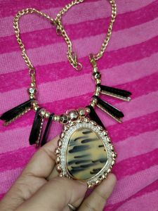 Leopid Colour Necklace