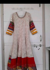 Elegant Embroidered multicolour kurta❤️💙💜💚💛🧡