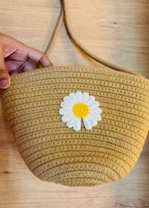 Woven Crossbody Bag with Daisy