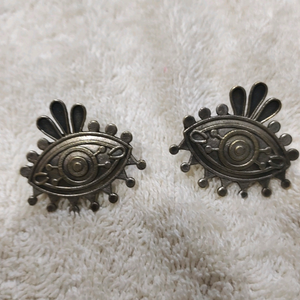 Silver look alike earing
