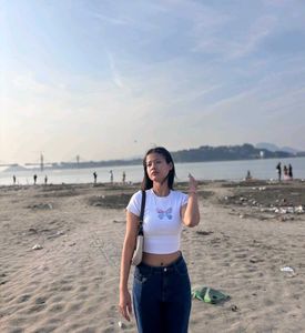 Trendy Graphic Crop Top