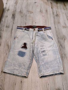 sc9946 Sabrin shorts waist 32 inches