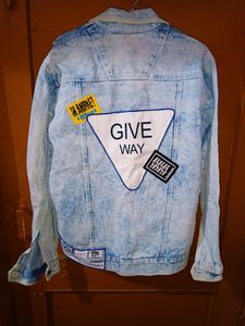 Loot📌 Denim Solid Jacket For Men
