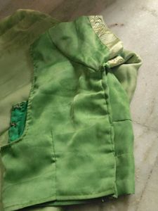 Beautiful Green Floral Saree with Blouse