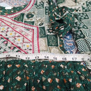 Elegant Green Printed Kurta with Dupatta