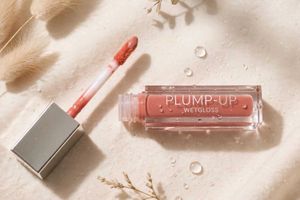 Plump-Up Wet Gloss