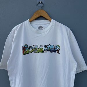 Ecuador Graphic Tee