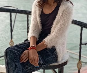 Fluffy Cardigan - Stylish & Cozy