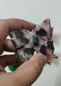 Brand new Butterfly Claw Clip Set 4
