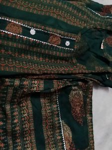 Elegant Green Printed Kurta pajama set Nayra cut