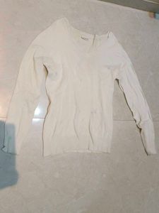 Cream V-Neck Long Sleeve Top