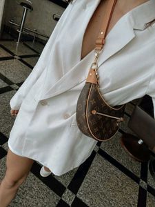 LOUIS VUITTON LOOP HANDBAG 12A QUALITY  WD Box